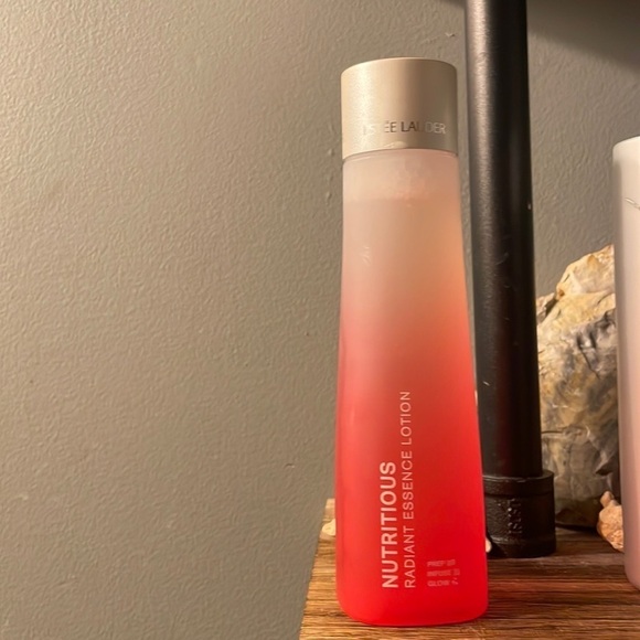 Estee Lauder Other - Nutritious Radiant Essence Treatment Lotion